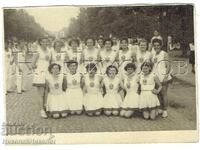 1 MAĬ 1952 MALKA STARA SNIMKA SOFIYA STUDENTKI VŬV VUF ZH644
