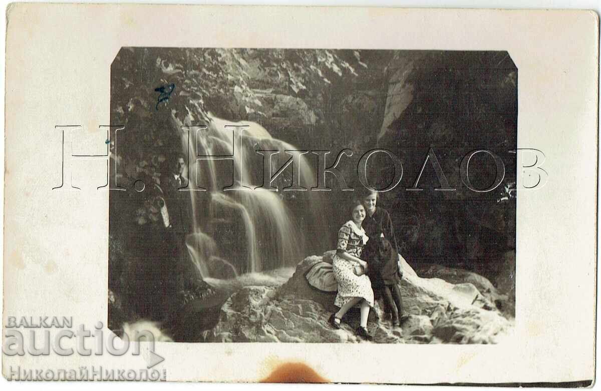 1934 СТАРА СНИМКА ВЪРШЕЦ ВОДОПАДА ДО РУСЕ Ж648
