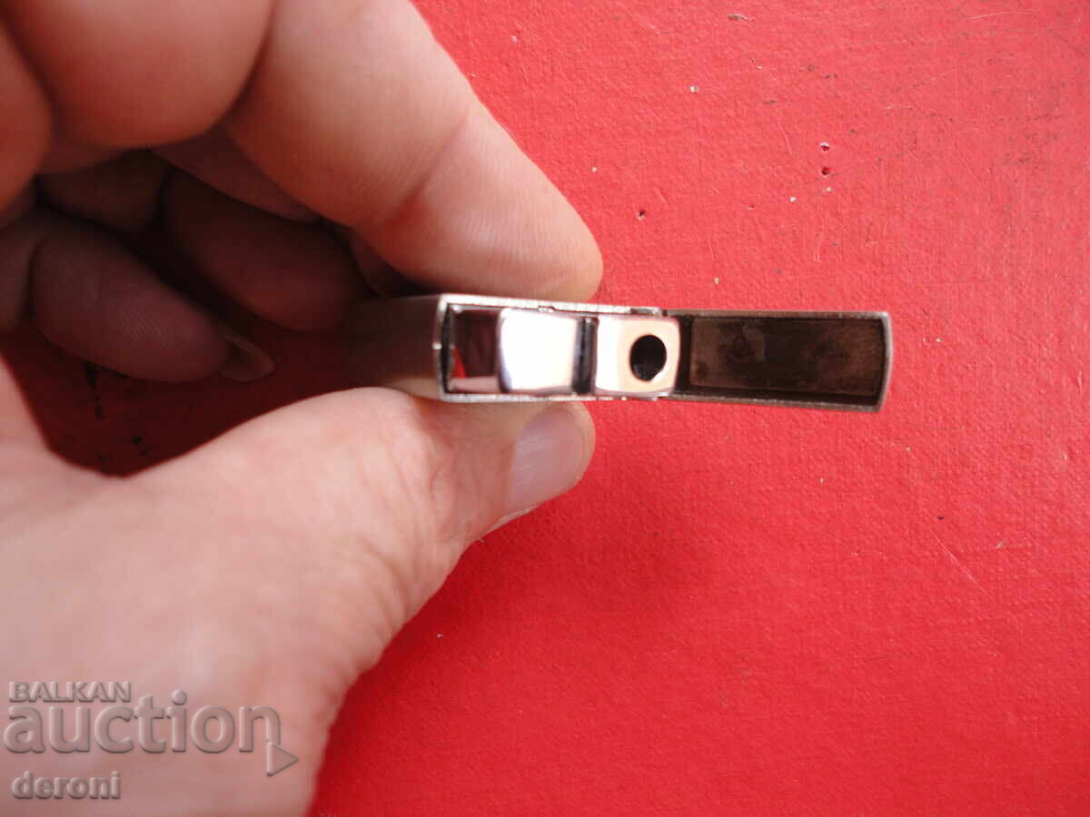 Auction  Mini lighter