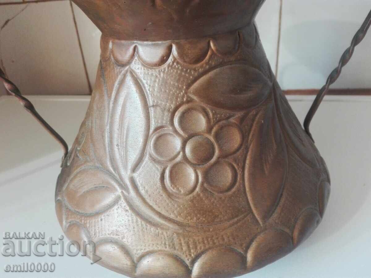 Χάλκινο δοχείο. με τιμή € 24.99 | 48.88 BGN Χάλκινο δοχείο. με τιμή € 24.99 | 48.88 BGN