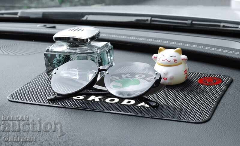 Dashboard mat for Skoda - 5