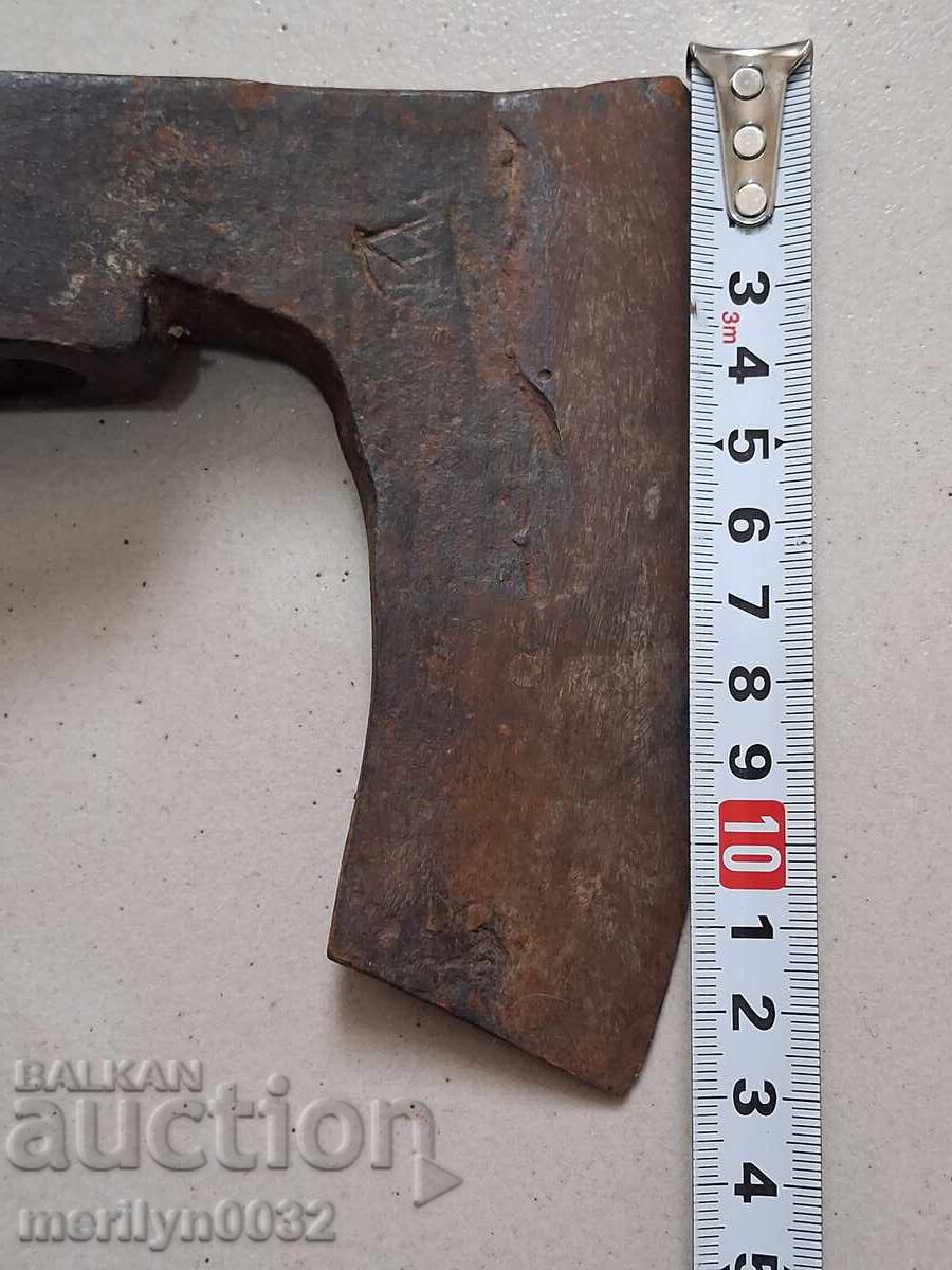 Topor vechi cu ștampilă, secure, satâr, toporișcă fără coadă - 7