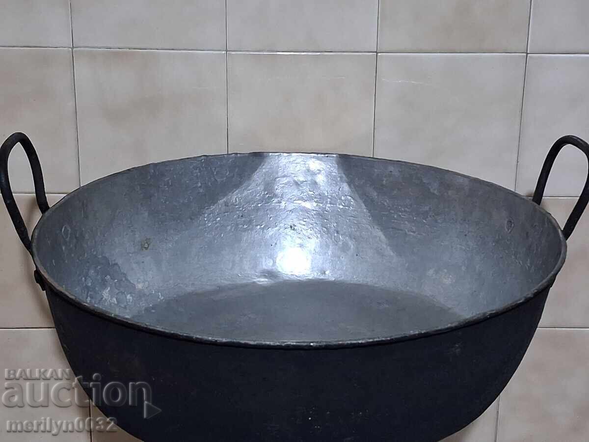 Tava veche de cupru pentru vas de cupru caserola de cupru lutenitsa cu preț € 69.93 | 136.77 BGN