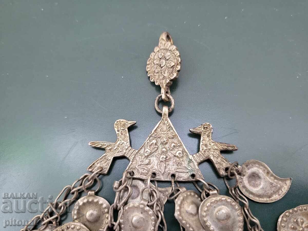 Autentic ornament renascentist sclipitor 2 cu preț € 100.00 | 195.58 BGN