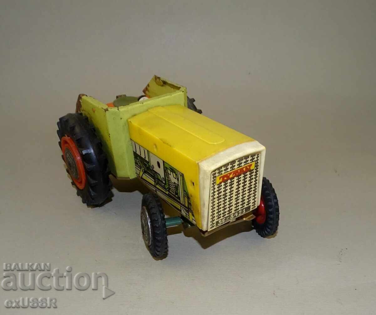 Jucărie veche tractor polonez pentru piese, jucărie veche Polonia