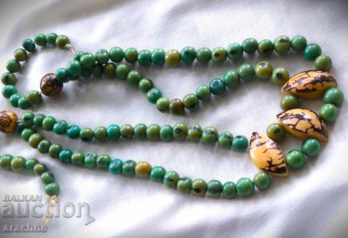 Colier tribal amazonian cu „lacrimile Sfântului Petru”