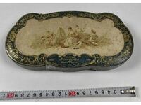 EARLY 20TH CENTURY OLD BOX CASE MARKED