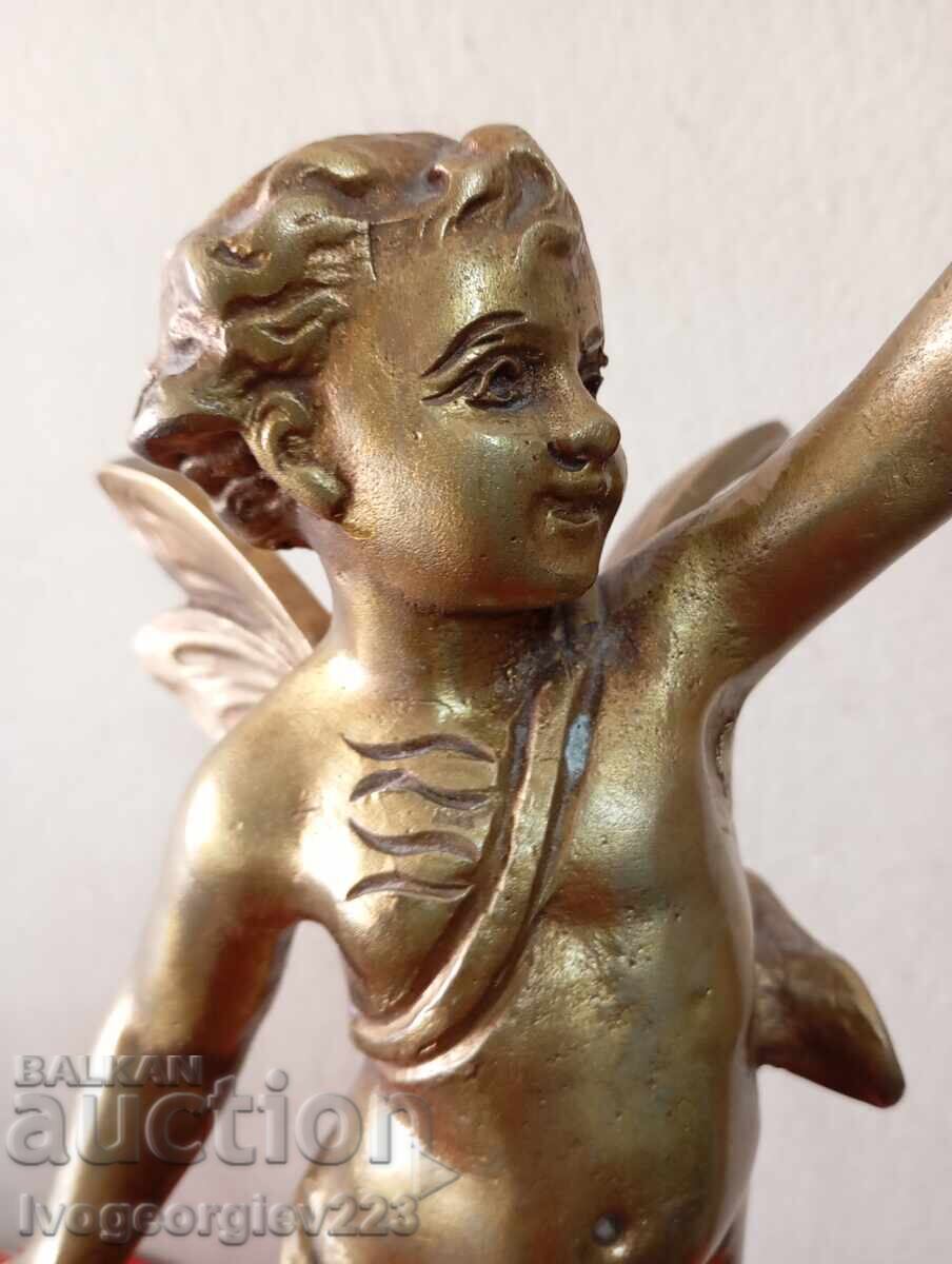 Cupidon din bronz aurit cu preț € 240.00 | 469.40 BGN