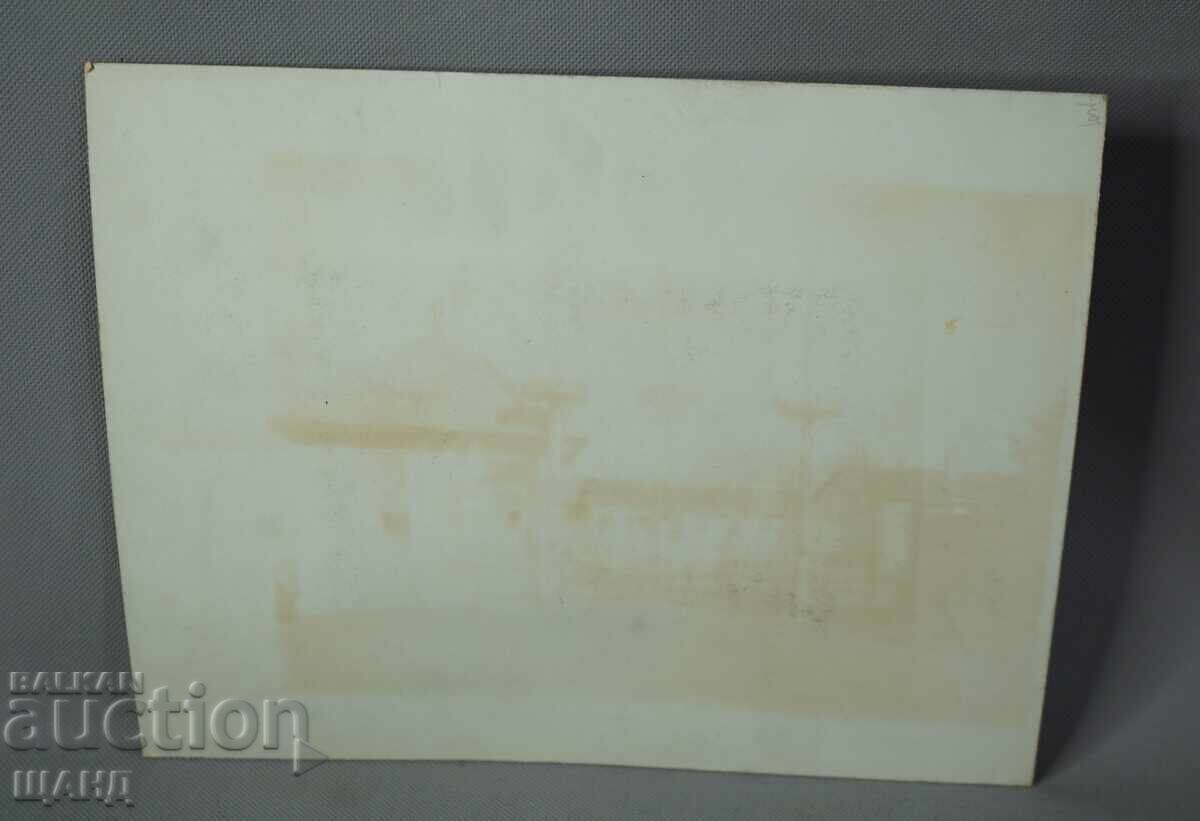 Licitație Fotografie militară din 1915 pe carton, ofițeri, uniformă, sabie Licitație Fotografie militară din 1915 pe carton, ofițeri, uniformă, sabie