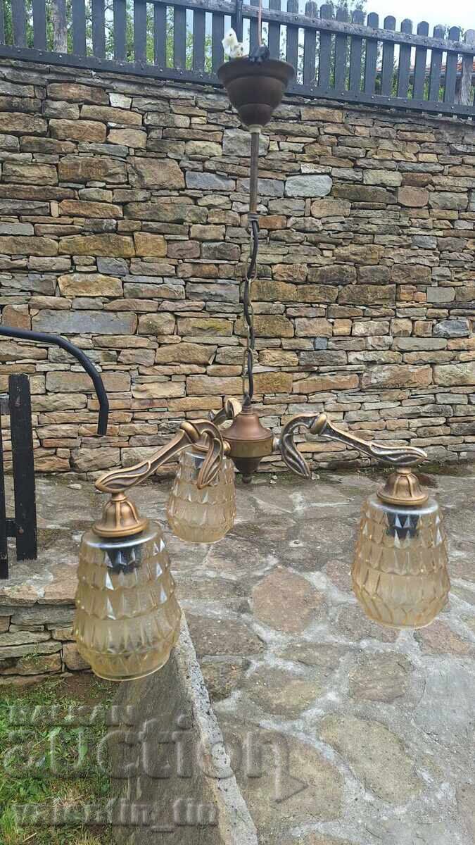 Candelabru vechi masiv din alamă cu trei aplice cu preț € 99.00 | 193.63 BGN
