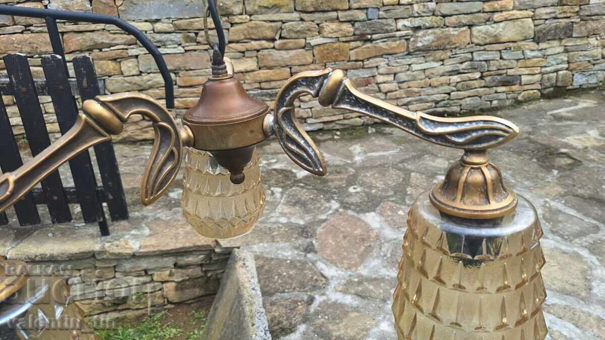 Licitație Candelabru vechi masiv din alamă cu trei aplice