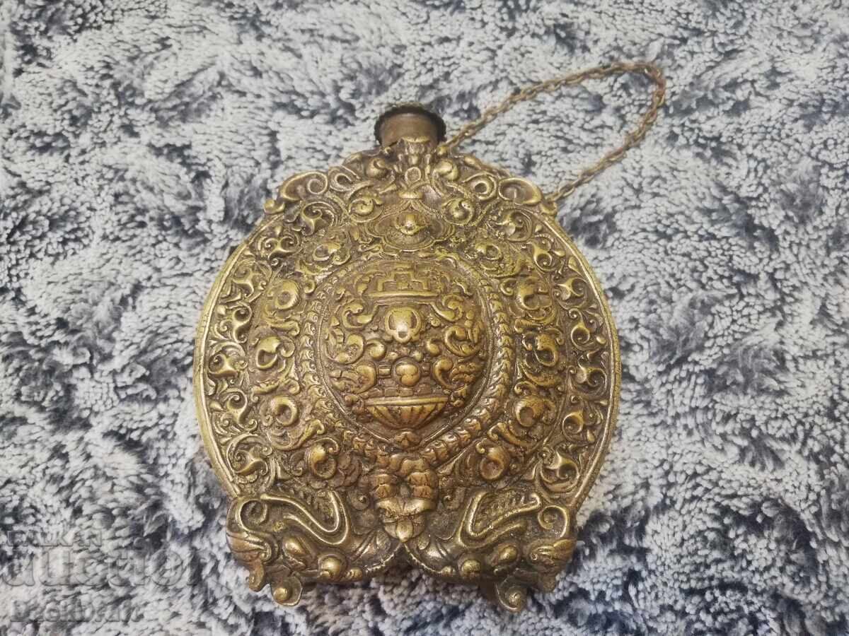 Auction  Old Russian Empire, powder flask, powder horn, powder container, cartridge box