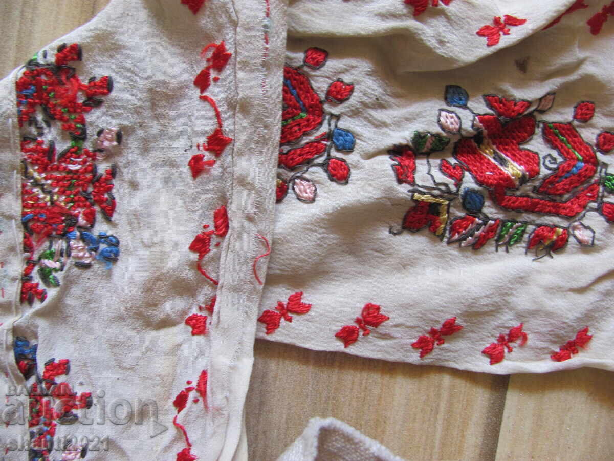 Motive cu broderie tradițională bulgărească, brodate manual - 3 bucăți - 7 Motive cu broderie tradițională bulgărească, brodate manual - 3 bucăți - 7