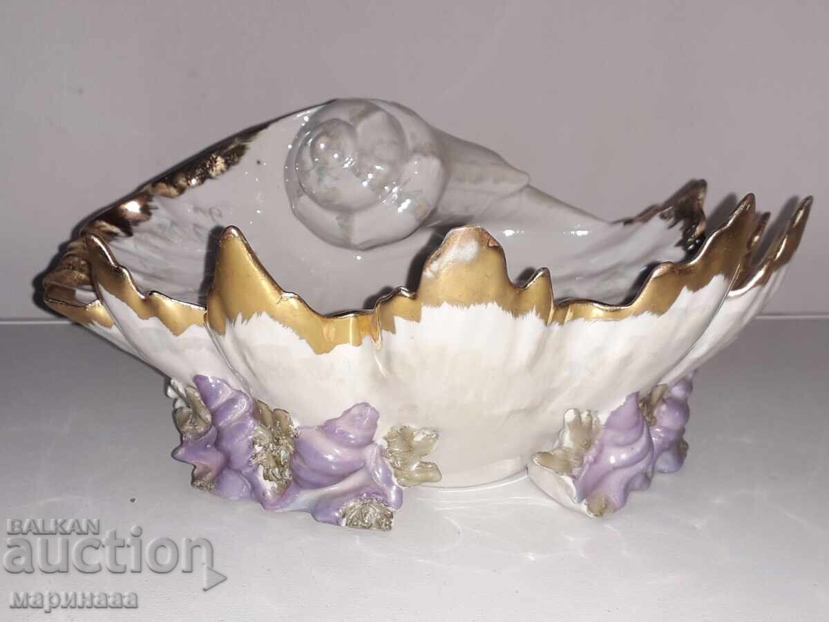 LARGE BOWL. PORCELAIN. USSR
