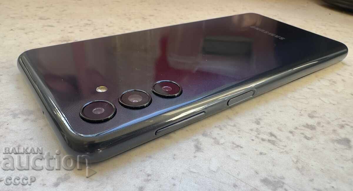Доставка на Samsung Galaxy A04s
