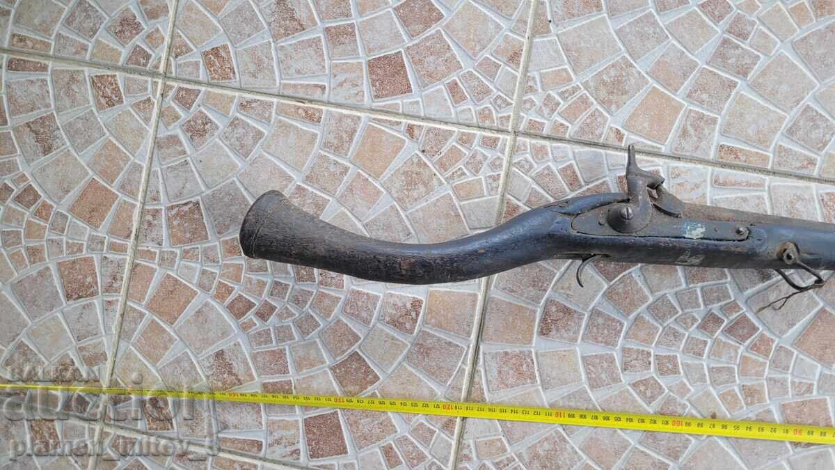 Pușcă, cremene, șașan, boiie cu preț € 270.00 | 528.08 BGN