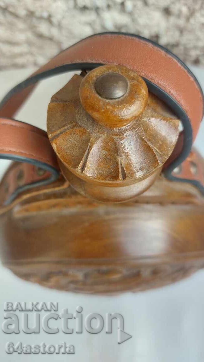 Παράδοση Μπακίρι, μπακίρι, μπακίρι, ξυλόγλυπτο, αναγεννησιακό