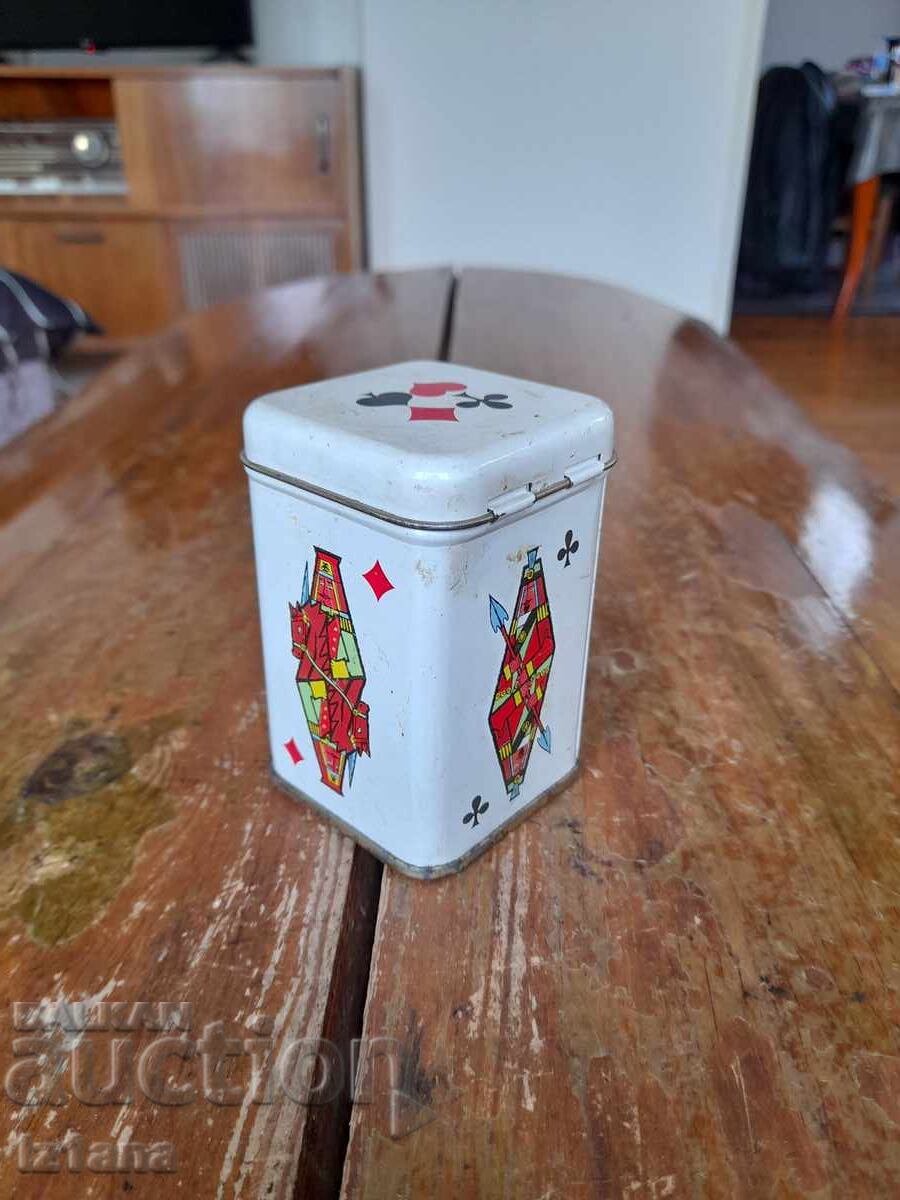 Cutie metalică veche pentru cărți cu preț € 21.00 | 41.07 BGN