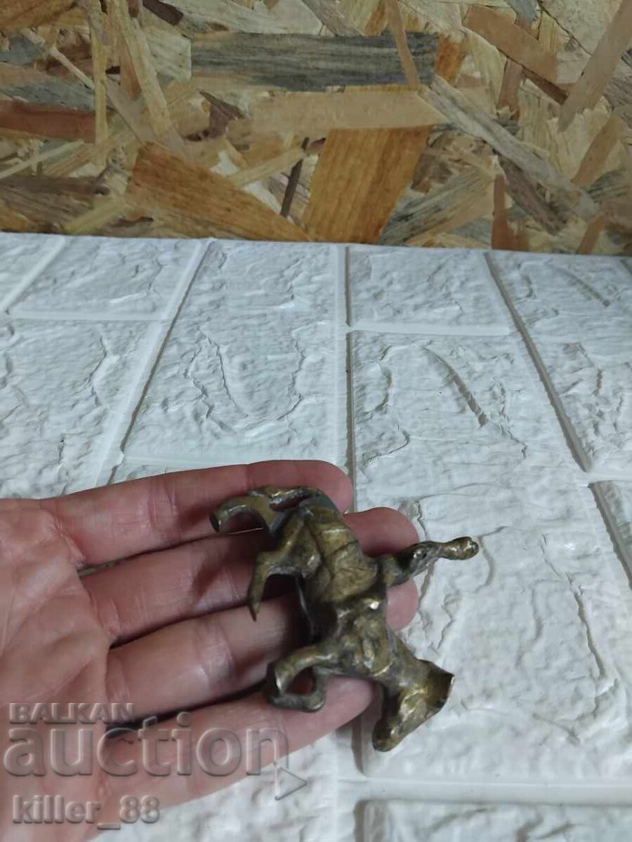 Figurină veche din bronz reprezentând un măgar cu preț € 22.00 | 43.03 BGN