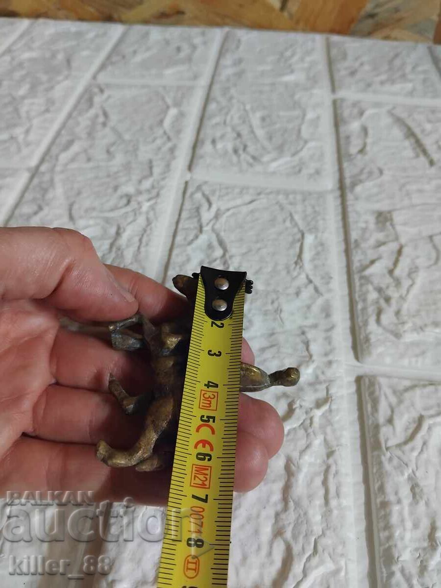 Livrarea Figurină veche din bronz reprezentând un măgar
