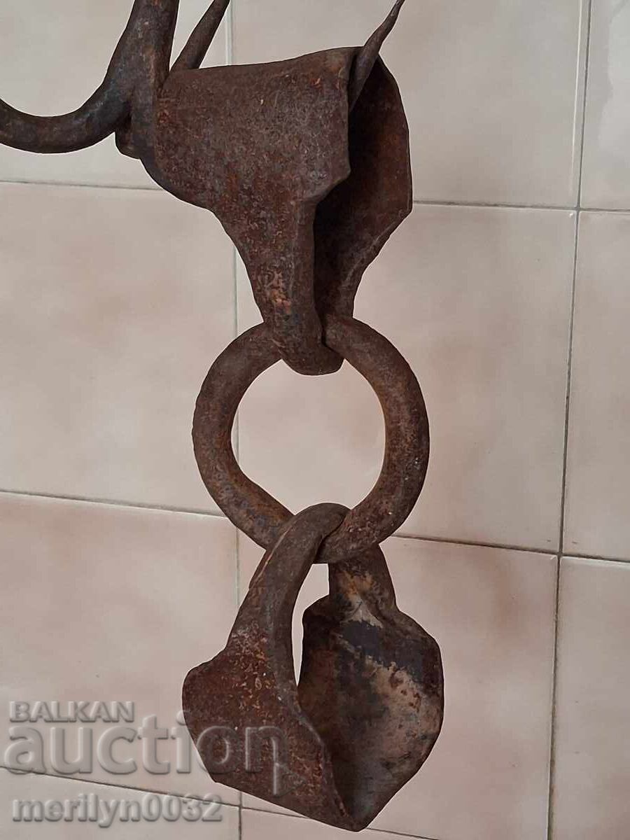 Σφυρήλατοι κρίκοι από κάρο βοδιών, σφυρήλατο σίδερο