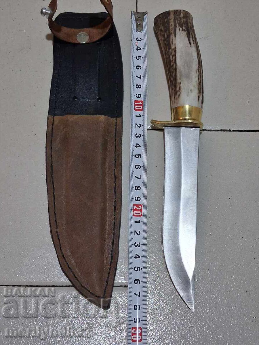Auction  Hunting knife with sheath, deer antler handle