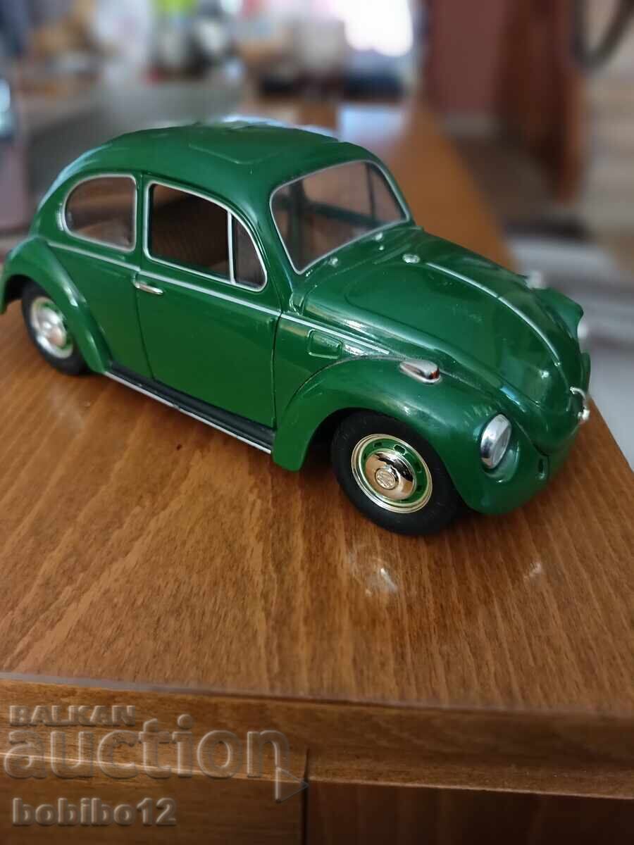 Machetă auto Volkswagen Kafer 1/18 Revell 1302 Machetă auto Volkswagen Kafer 1/18 Revell 1302