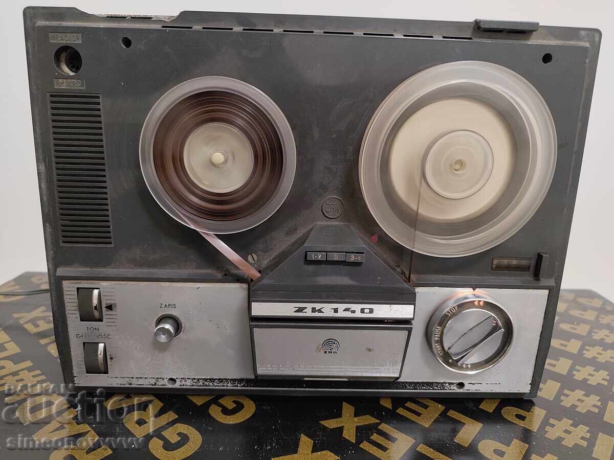 UNITRA GRUNDIG tape recorder from 1 cent with price € 0.01 | 0.02 BGN