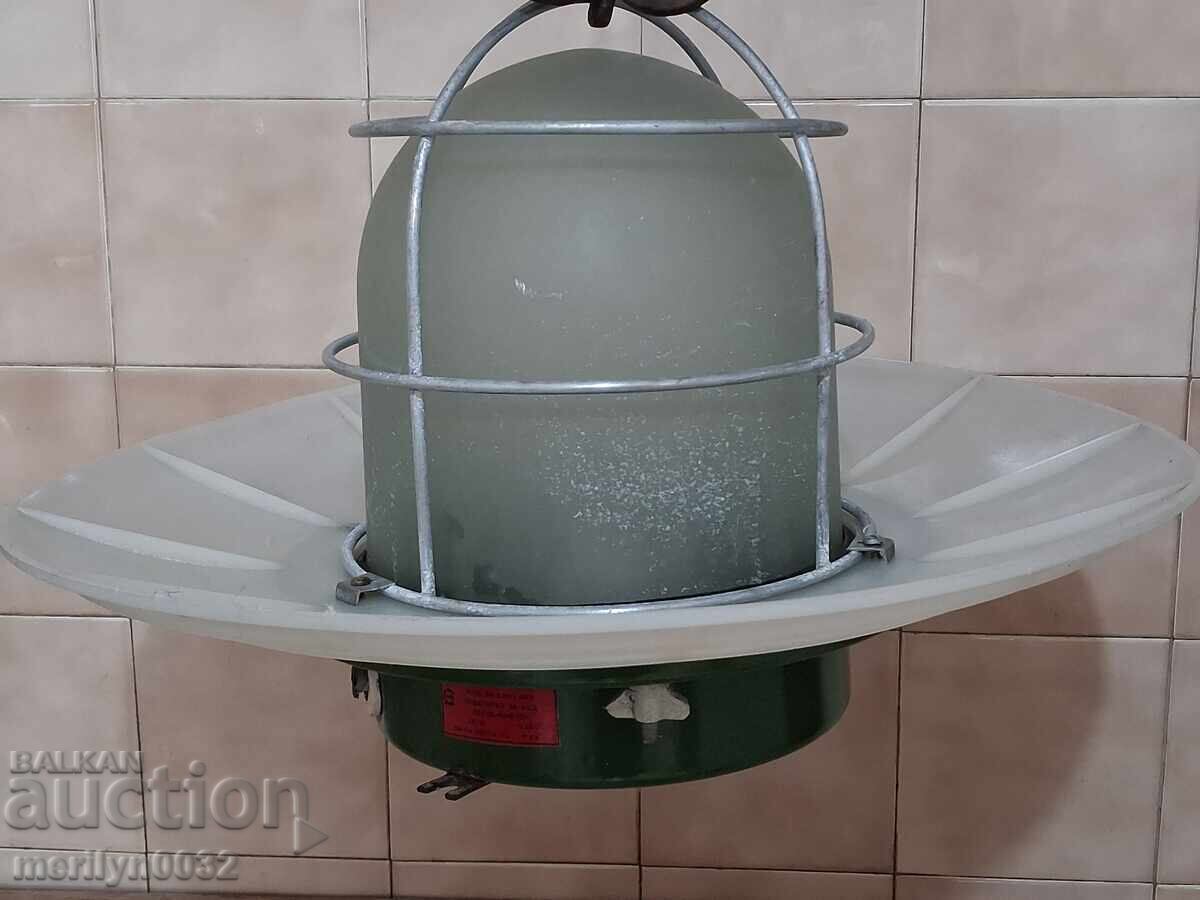 Lampă industrială veche tip cabină, anii '70, RPB