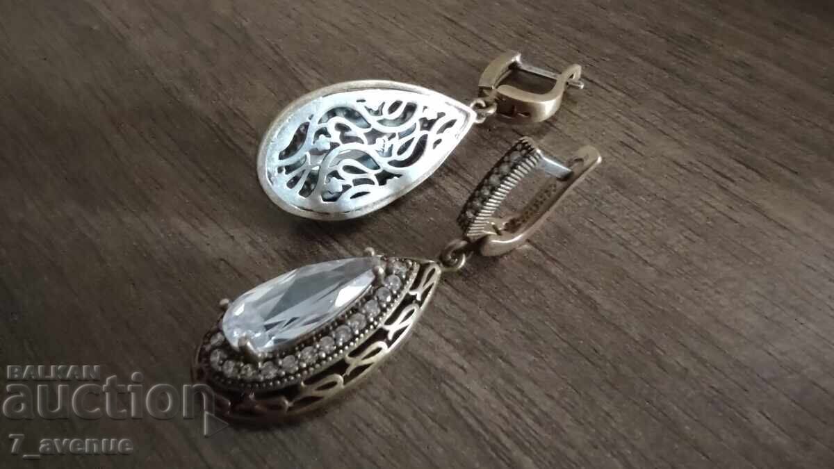 Cercei șarmanți, eleganți, lungi, argint și altele cu preț € 199.00 | 389.21 BGN