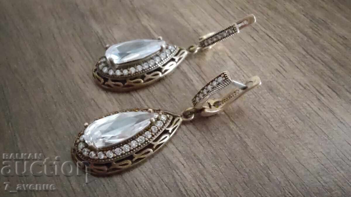 Licitație Cercei șarmanți, eleganți, lungi, argint și altele