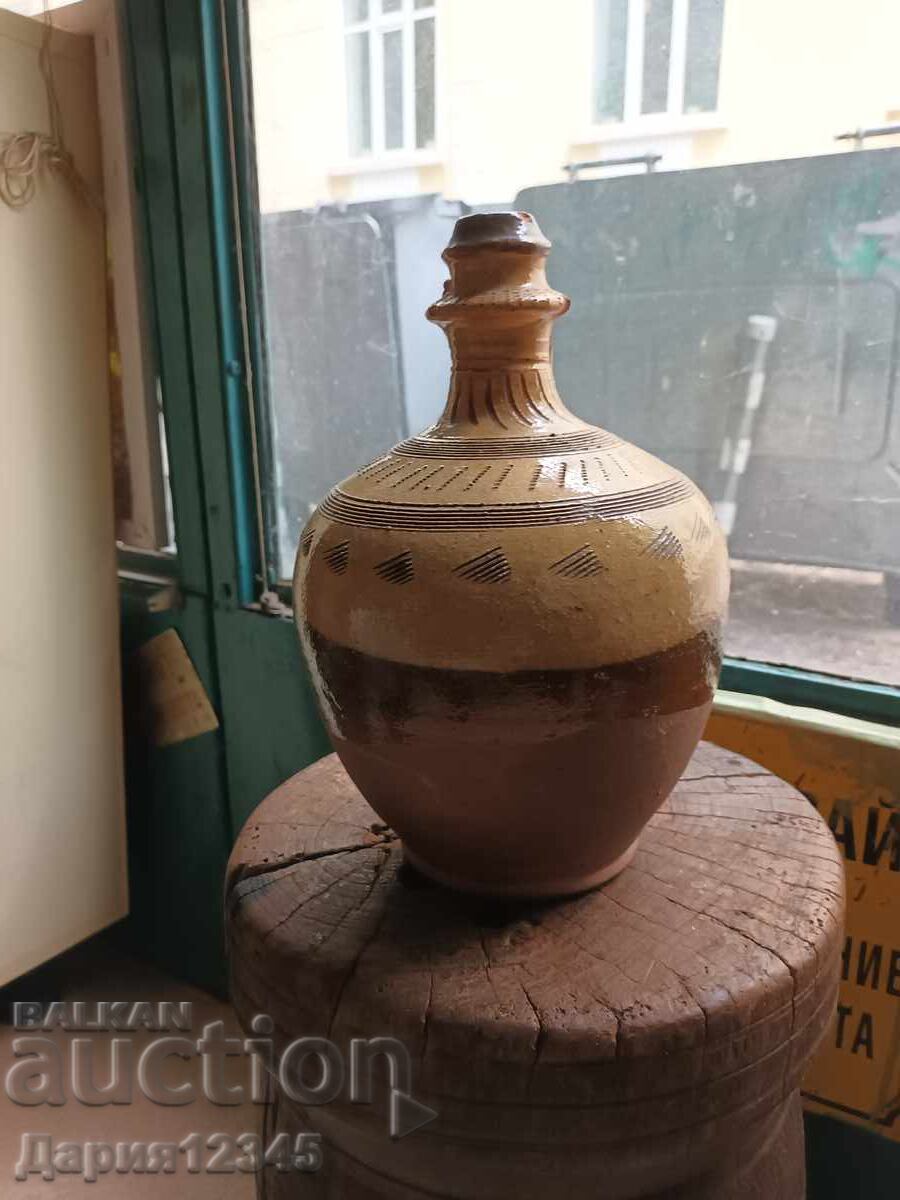 Παλιά αναγεννησιακή στάμνα με τιμή € 50.00 | 97.79 BGN
