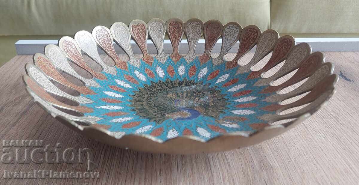 Cupa de alamă pentru cunoscători cu preț € 18.00 | 35.21 BGN Cupa de alamă pentru cunoscători cu preț € 18.00 | 35.21 BGN