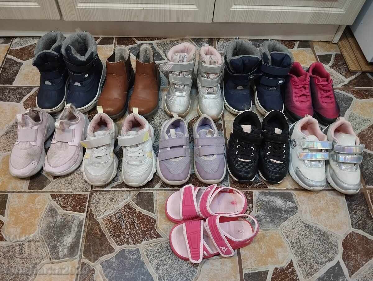 Lot! 11 pairs of children's shoes size 27-29 - used