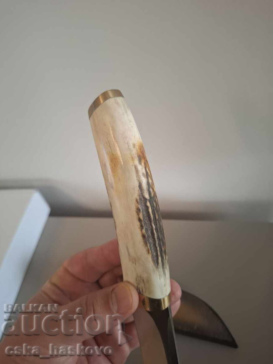 Licitație Un cuțit de vânătoare unic