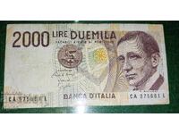 Old rare banknote from Italy 2000 Lire 1990