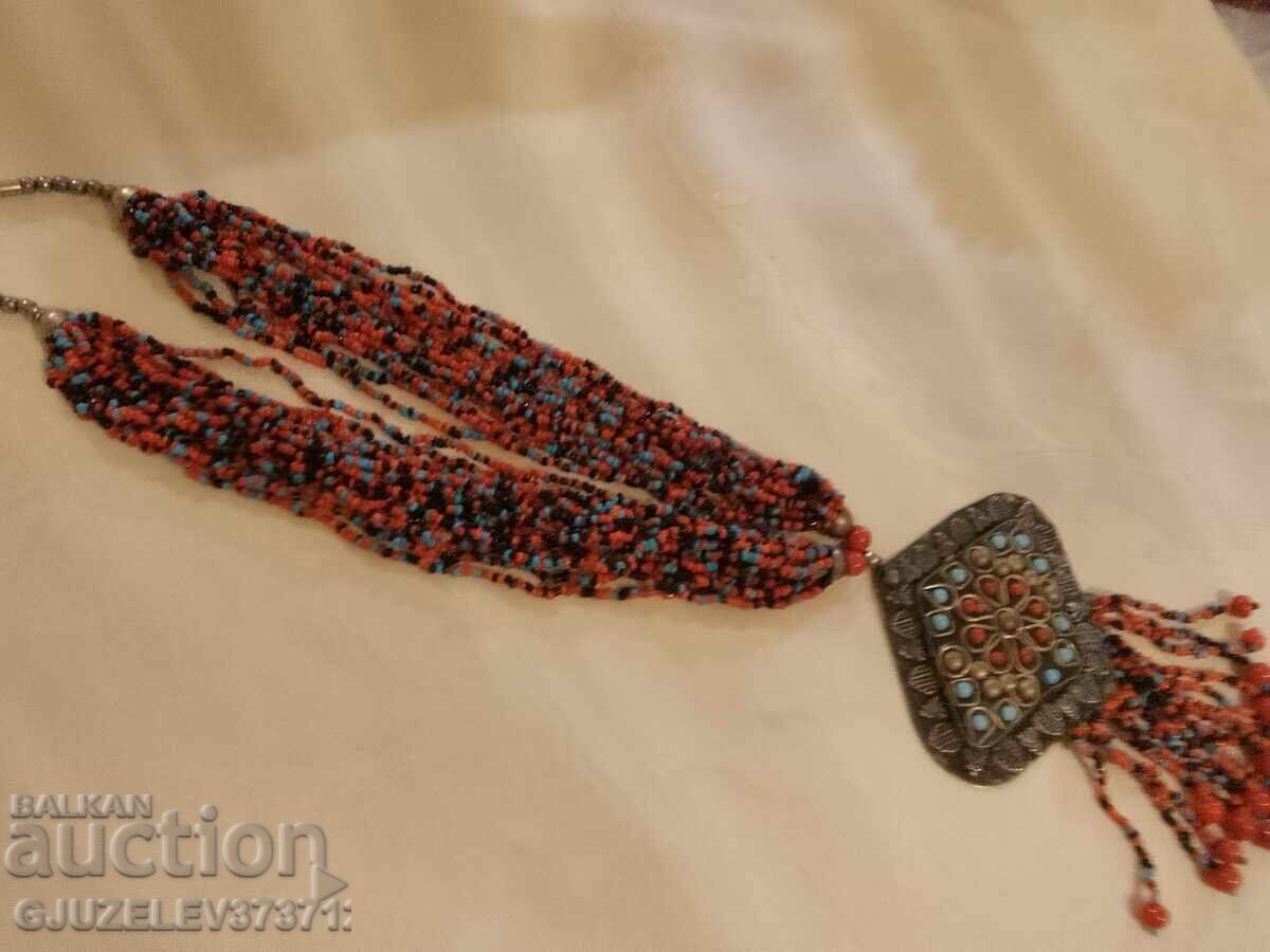 Δημοπρασία Κοσμήματα με πολύχρωμες χάντρες
