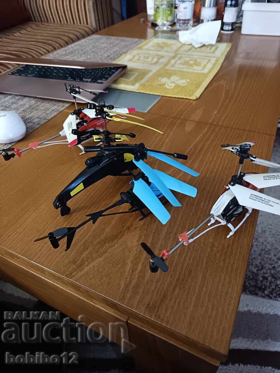 Delivery of 4 helicopters for 5 Euros