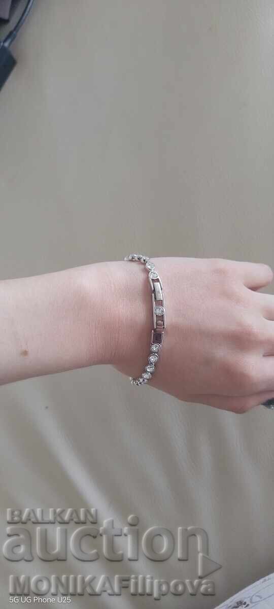 Сваровски гривна Swarovski Tennis Bracelet с цена € 100.00 | 195.58 лв.