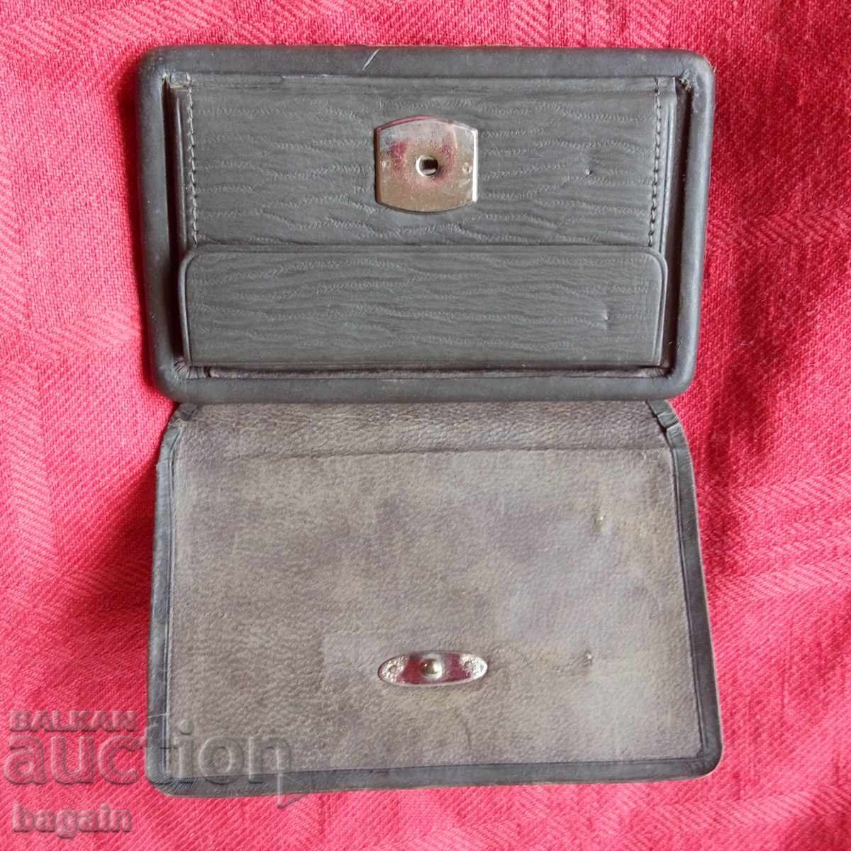Licitație Portofel de baron, monogramă de argint