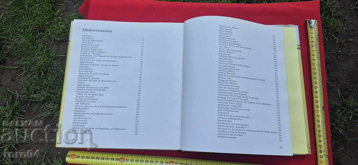 CLĂDIRI SUB PROTECȚIA MONUMENTELOR ISTORICE - ALBUM - 6