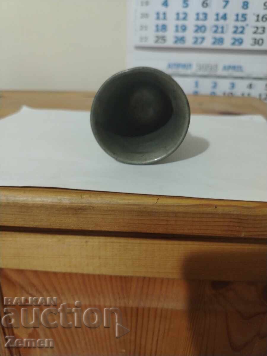O cana cu preț € 2.00 | 3.91 BGN