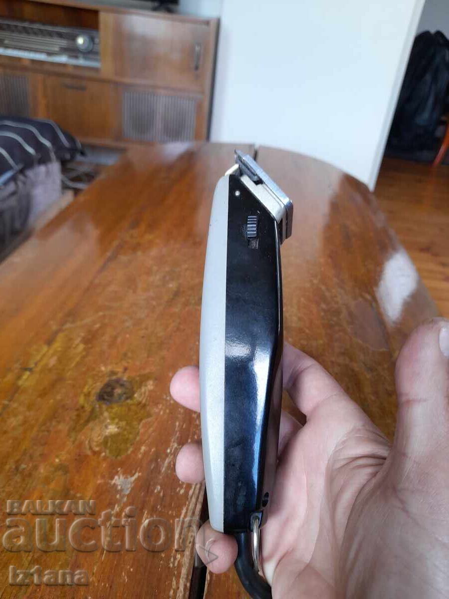 Δημοπρασία Παλιά κουρευτική μηχανή Privileg De Luxe 12300 Δημοπρασία Παλιά κουρευτική μηχανή Privileg De Luxe 12300