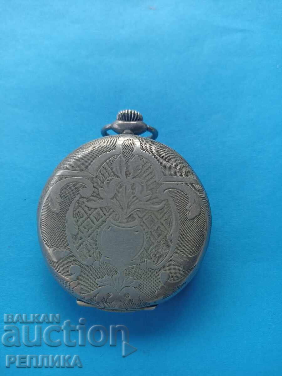 Ceas de buzunar cu preț € 25.00 | 48.90 BGN