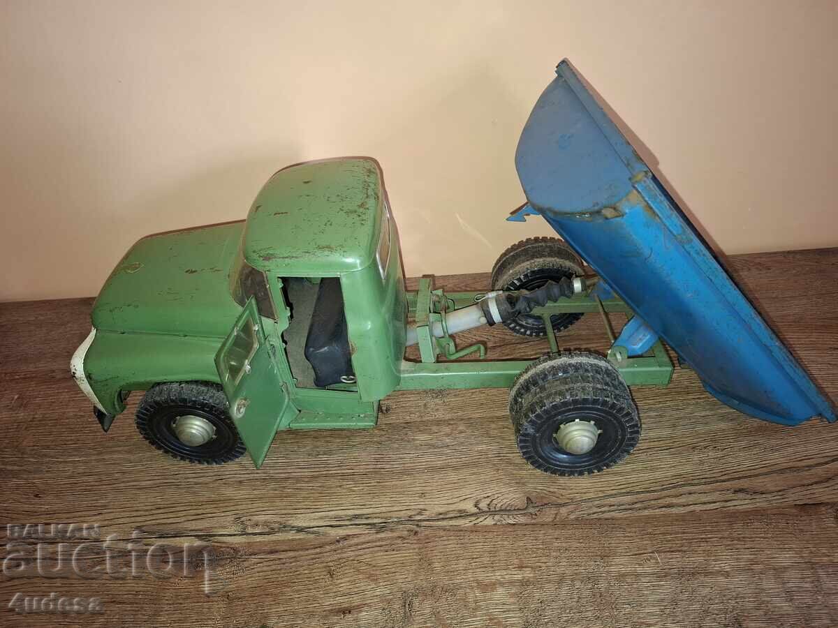 Delivery of Huge tin Russian Soviet socialist ZiL USSR Made in USSR Delivery of Huge tin Russian Soviet socialist ZiL USSR Made in USSR