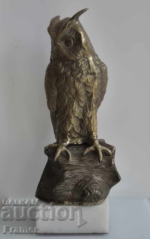 Licitație Yuksel Myurvetov sculptură de șevalet Bufniță Licitație Yuksel Myurvetov sculptură de șevalet Bufniță
