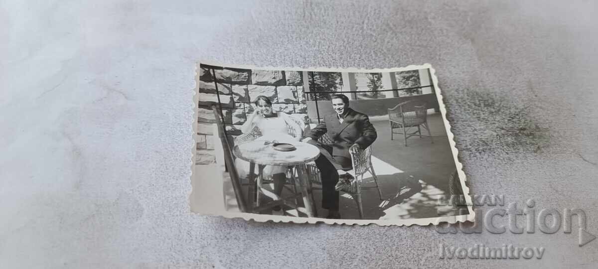 Φωτογραφία Σάννυ Μπιτς Άνδρας και νεαρή κοπέλα