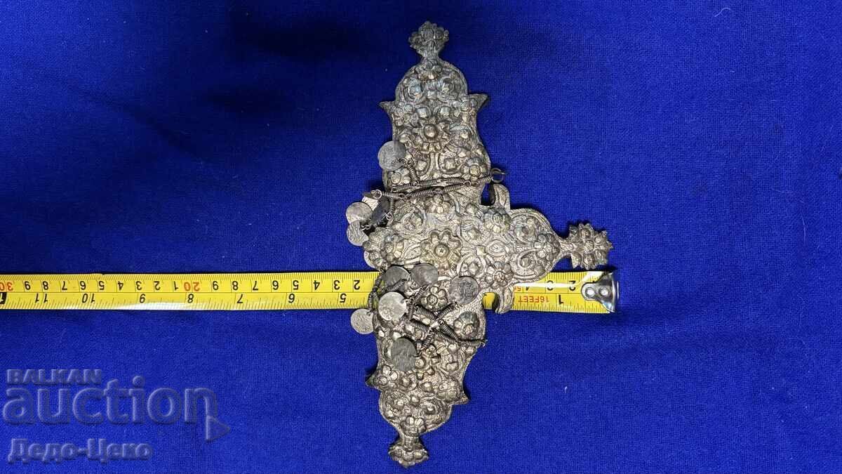 Pafti cu preț € 600.00 | 1173.50 BGN