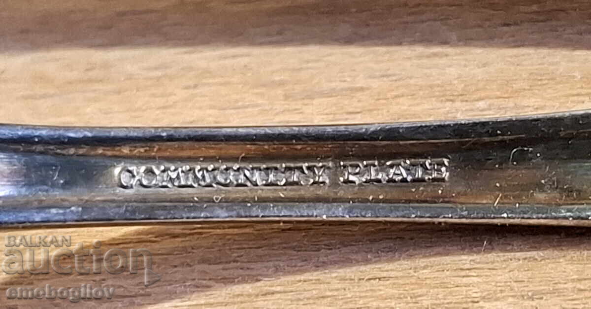 Аукцион Комплект стари посребрени лъжички „COMMUNITY PLATE“ – 6 бр.