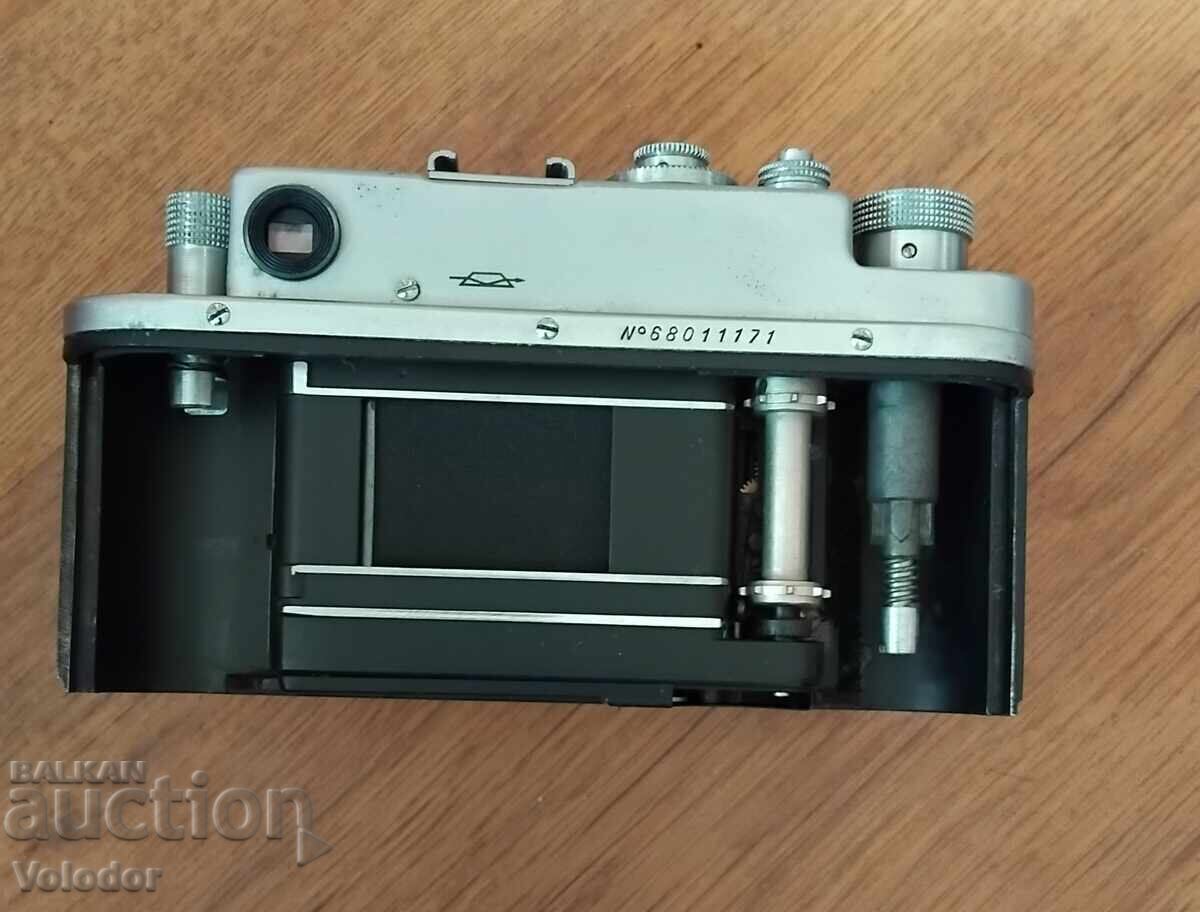 Delivery of Zorki-4 Leningrad camera